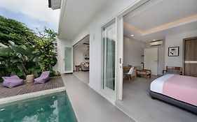 Villa Cocomo - Stylish 3Br Pool Villa 100M From Batu Bolong Beach